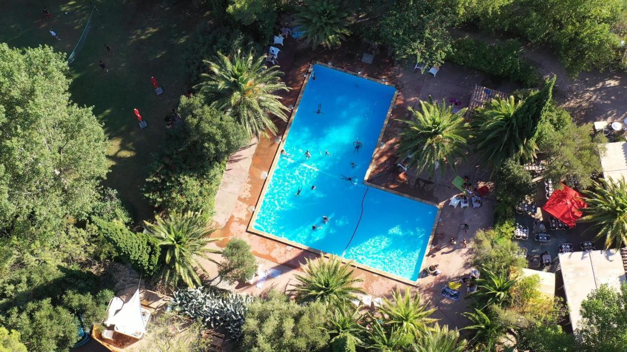 Camping La Peiriere Tuchan Екстер'єр фото