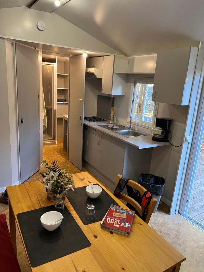 Camping La Peiriere Tuchan Екстер'єр фото