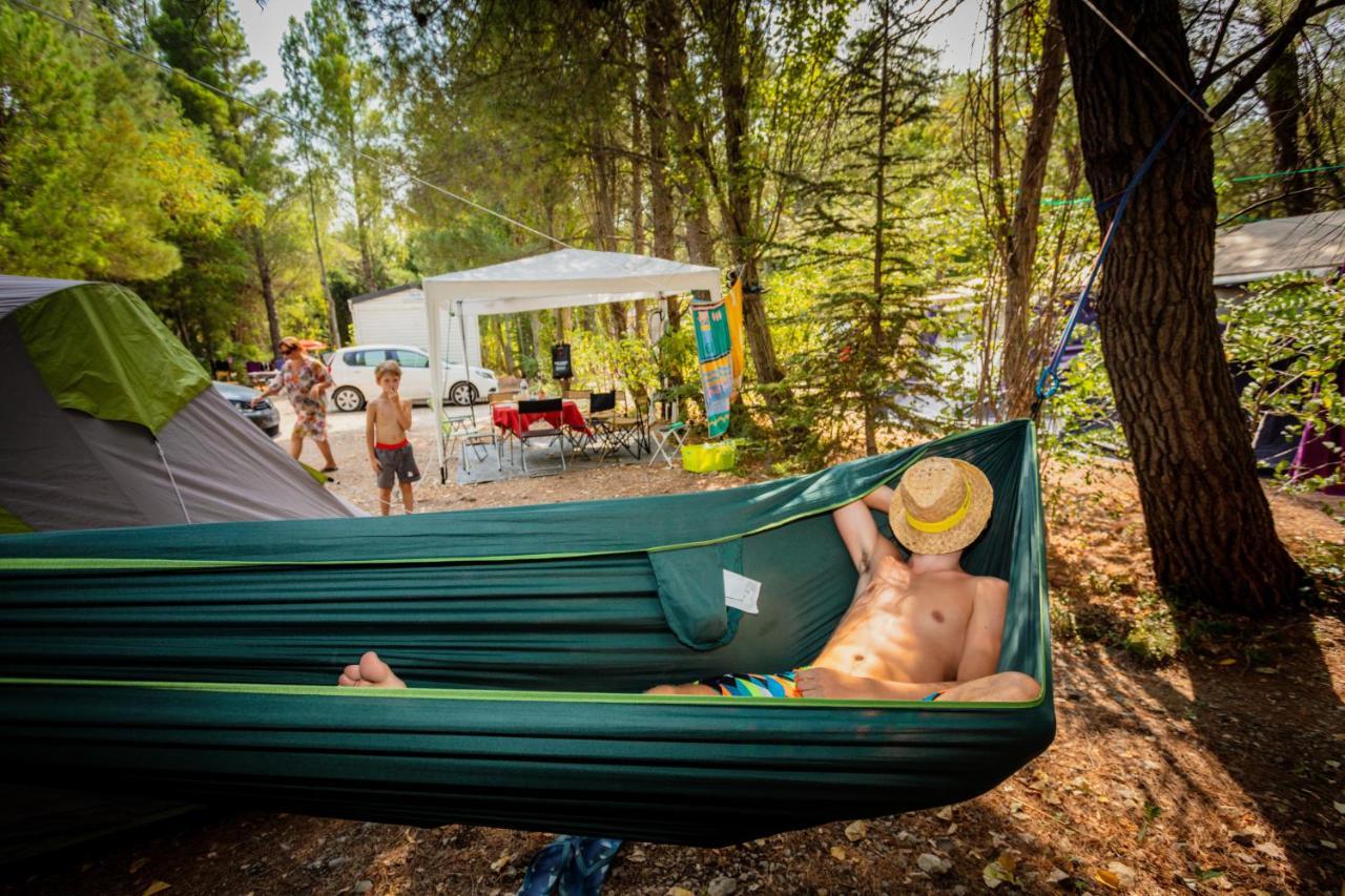 Camping La Peiriere Tuchan Екстер'єр фото